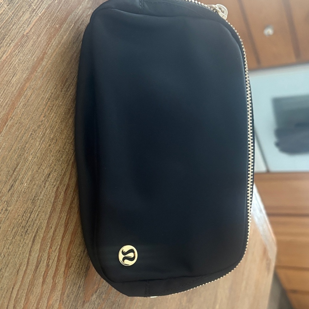 lululemon athletica Black Toiletry Bag